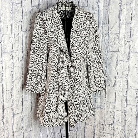 Calvin Klein Jackets & Blazers - CALVIN KLEIN Black and White Waterfall Coat 6